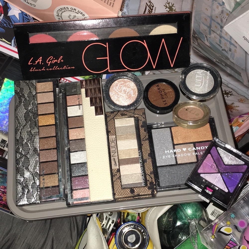 Make up bundle!